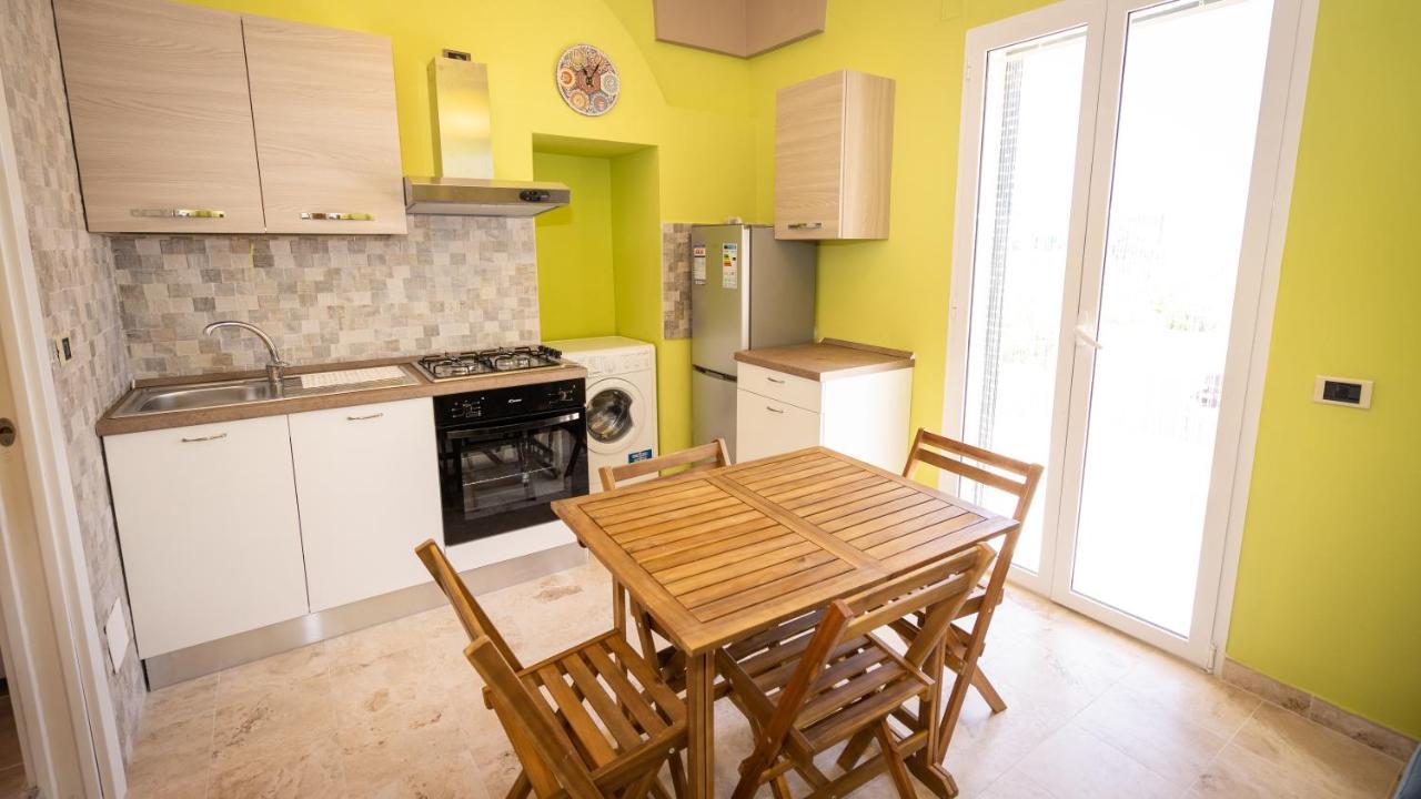 לינה וארוחת בוקר מונופולי Green House מראה חיצוני תמונה